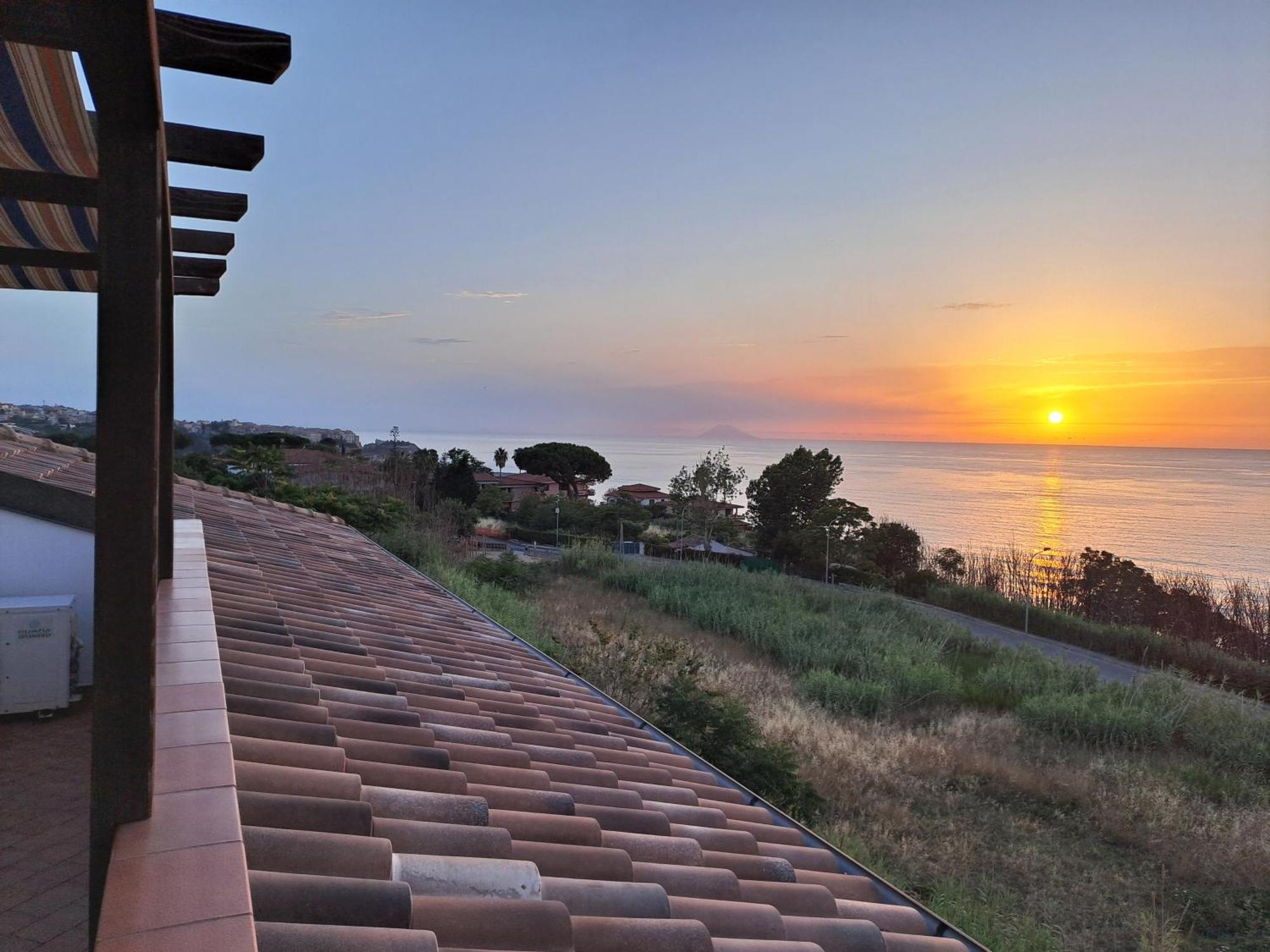 Terrazza Michelino Apartment Parghelia Exterior photo